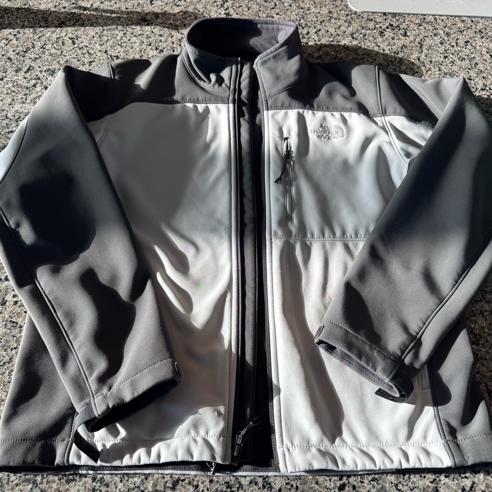 The North Face Men's Two-Tone Gray Performance Jacket
